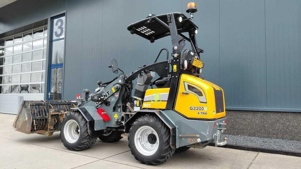 Giant G2200E X-Tra, Tobroco, Info@tobroco.nl, Sprendlingenstraat 57
5061 KM  Oisterwijk, NL, Wiellader of Shovel