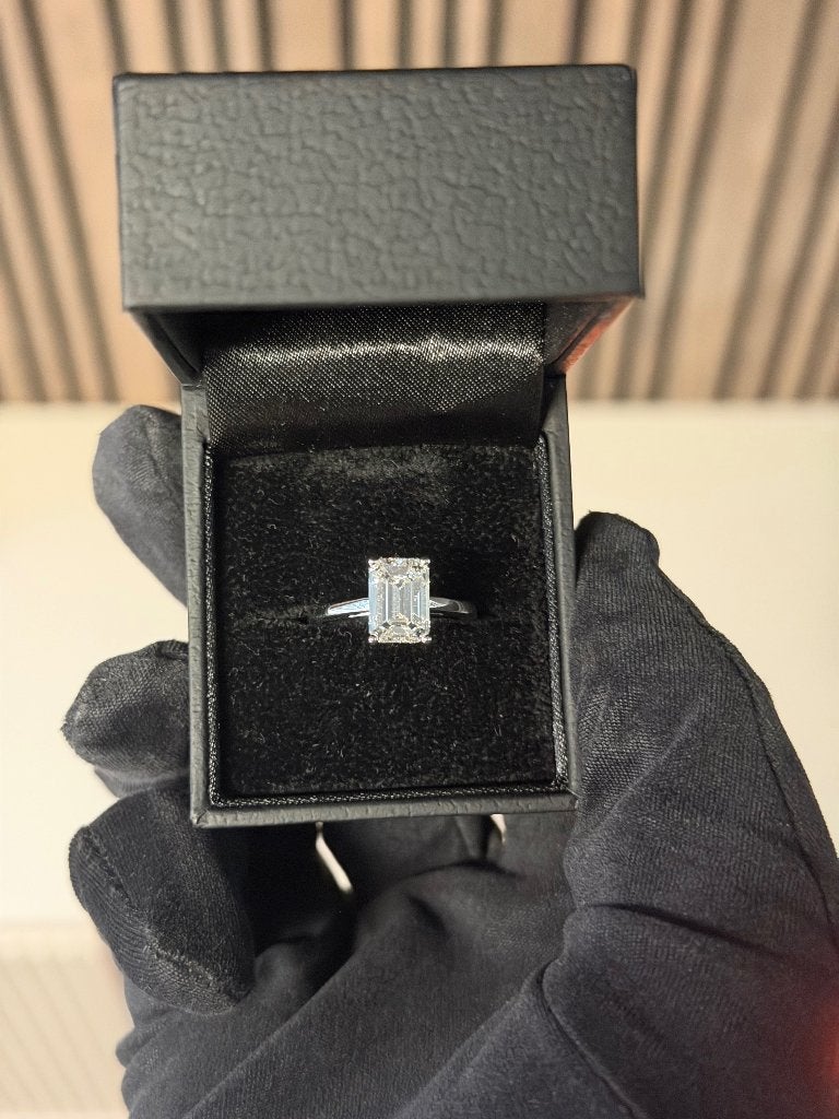 3.00 CT Emerald Cut Lab-Grown Diamant Ring 14K Witgoud | IGI, Sieraden, Tassen en Uiterlijk, Ringen, Wit, Nieuw, Ophalen of Verzenden