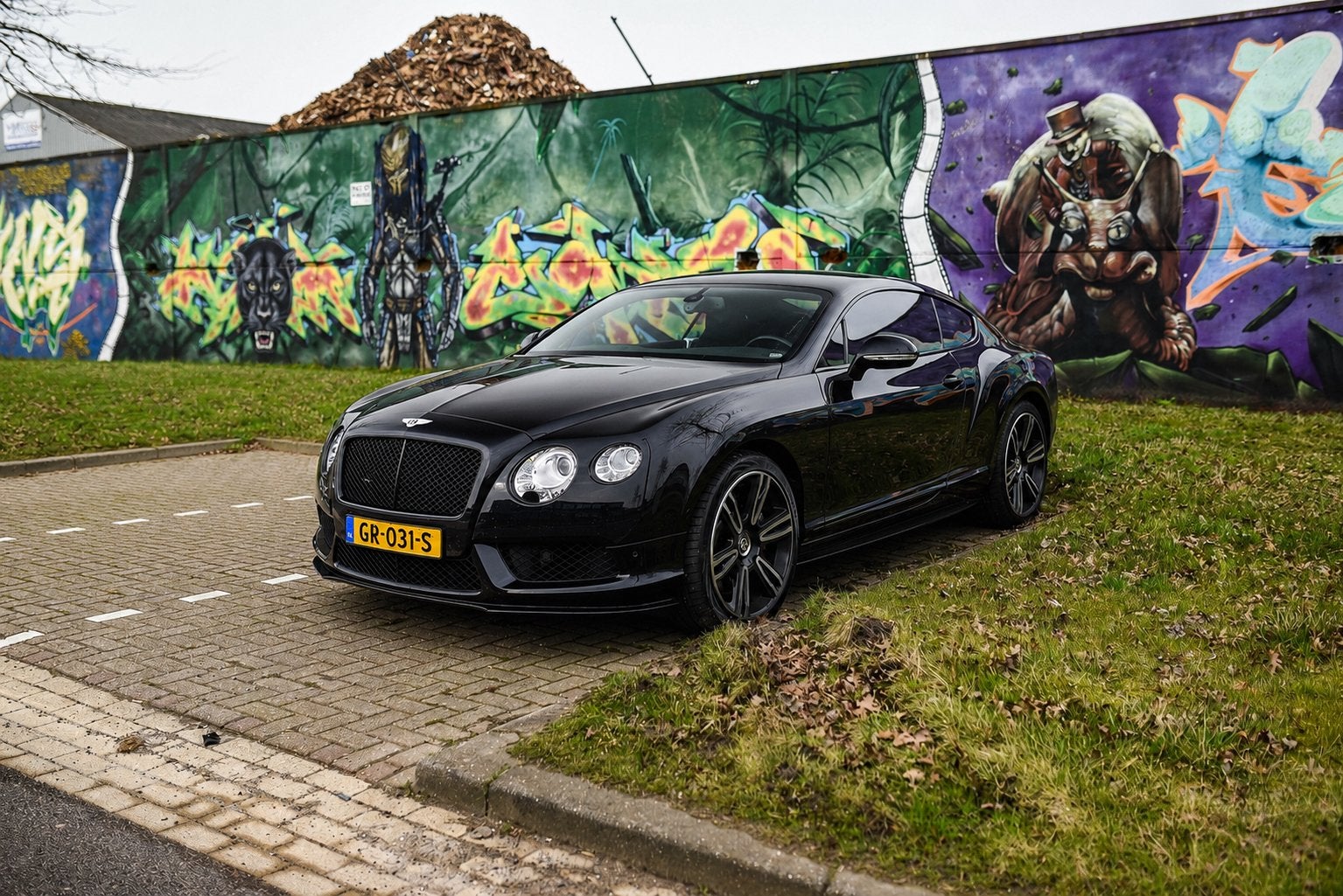 Bentley Continental 4.0 V8 GT AUT 2013 Zwart, Auto's, Bentley, Automaat, 2270 kg, 508 pk, Zwart