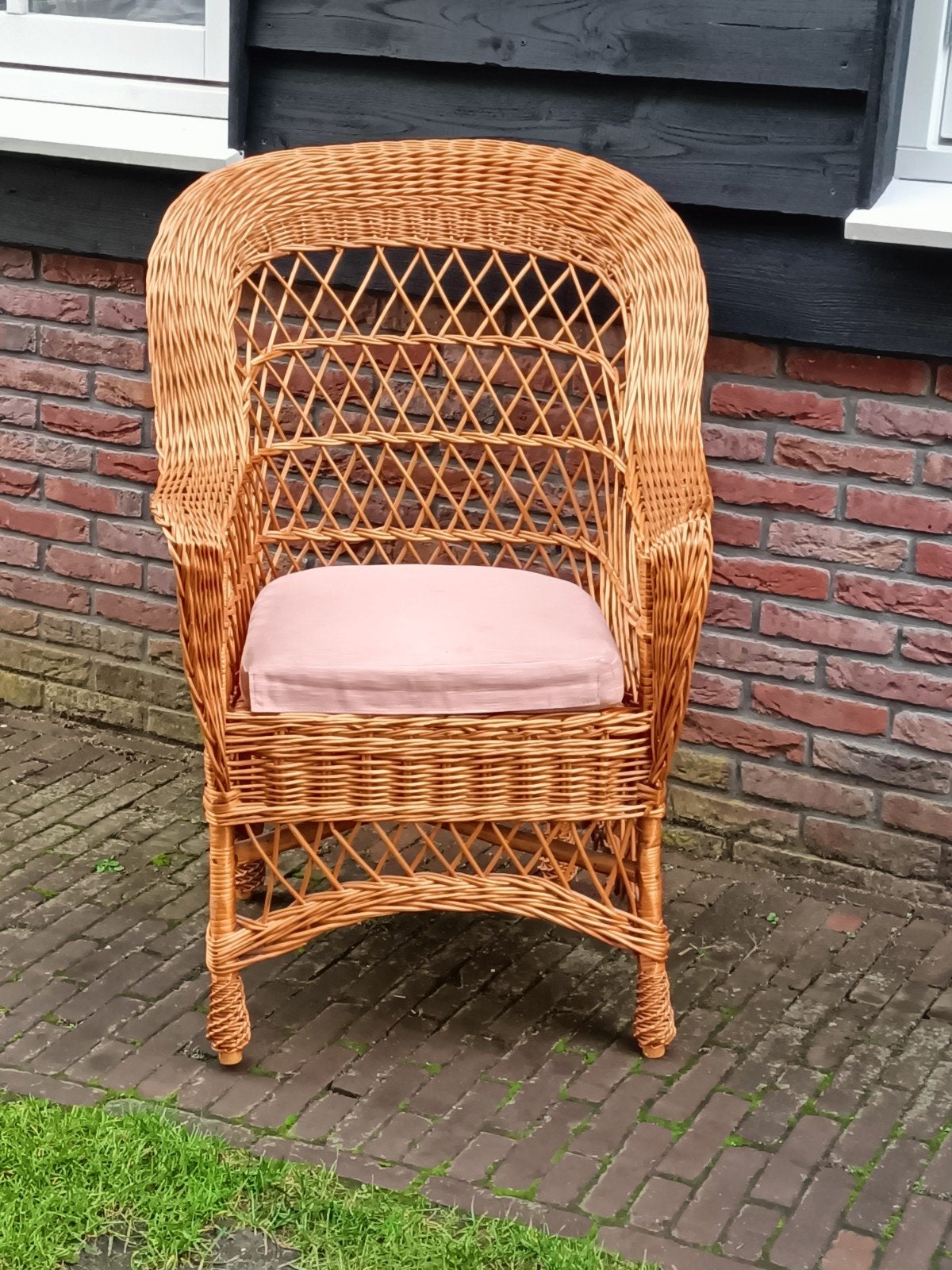 Vintage rieten stoel. Rotan fauteuil. Retro., Ophalen