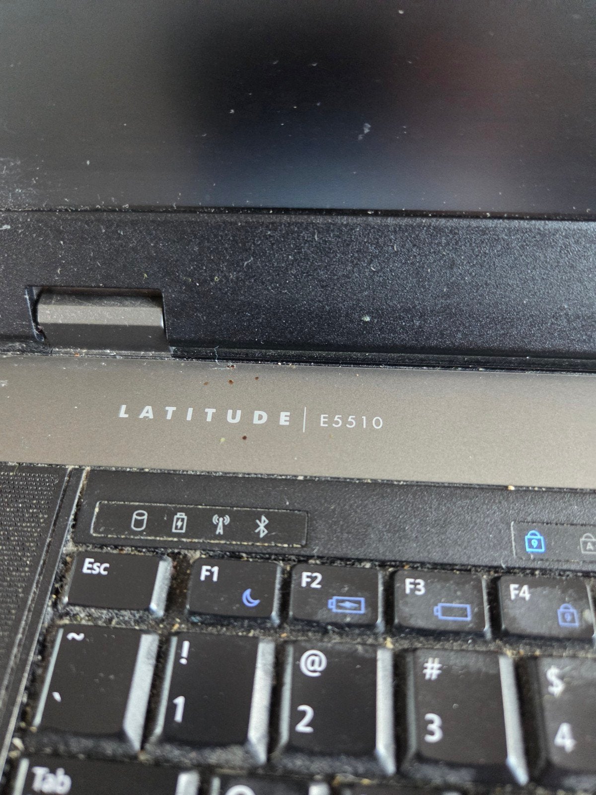 Gratis gezocht: Oude laptops voor hergebruik, HDD, Minder dan 4 GB, Onbekend, Dell