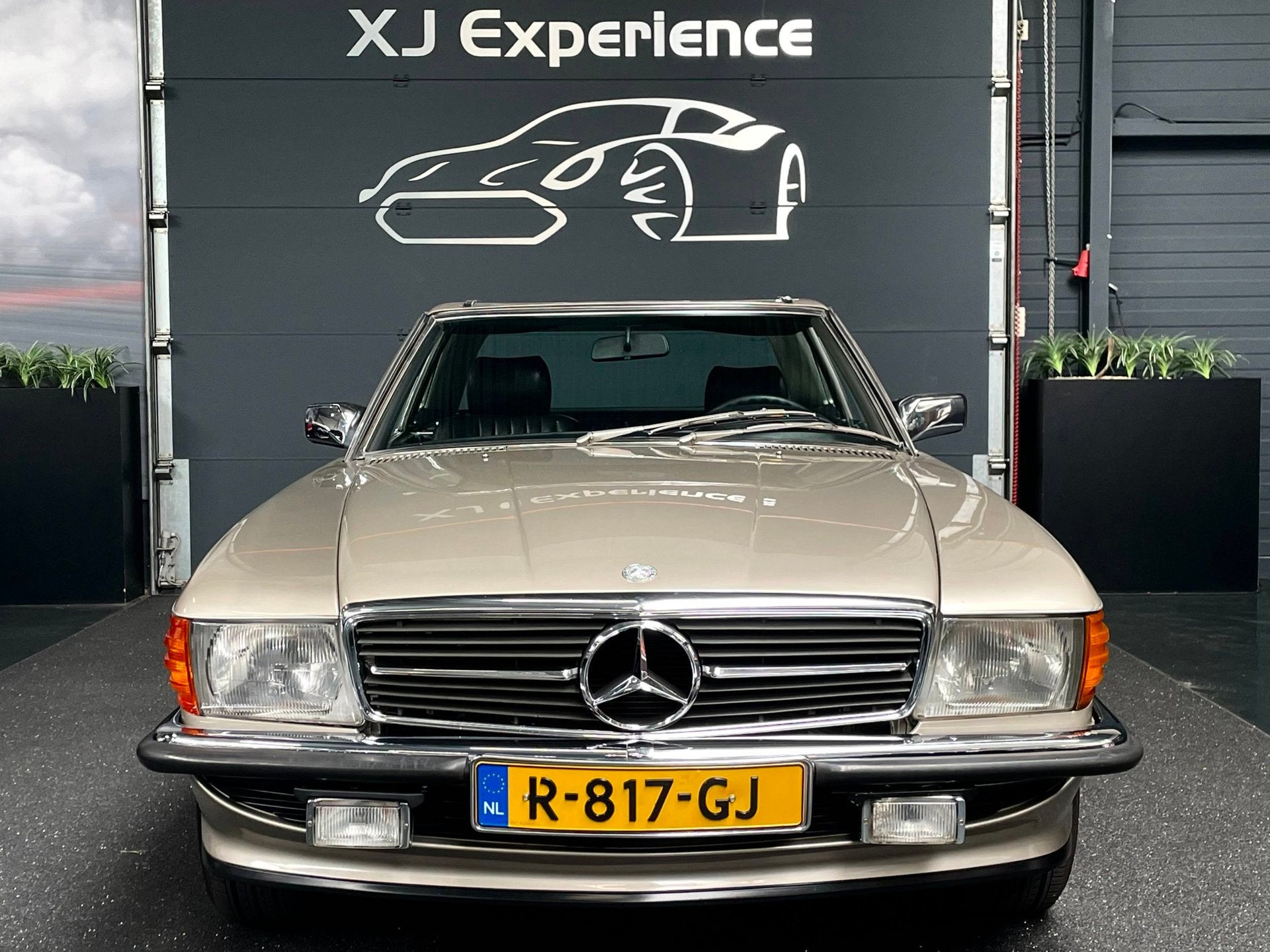 Mercedes-Benz SL-klasse 300 SL, Auto's, Mercedes-Benz, Automaat, Achterwielaandrijving, Gebruikt, Zwart