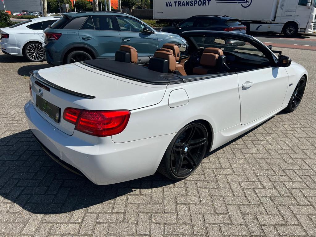 BMW 3-serie Cabrio 325i High Executive M-pakket, Auto's, BMW, Achterwielaandrijving, Gebruikt, Cabriolet, 4 stoelen