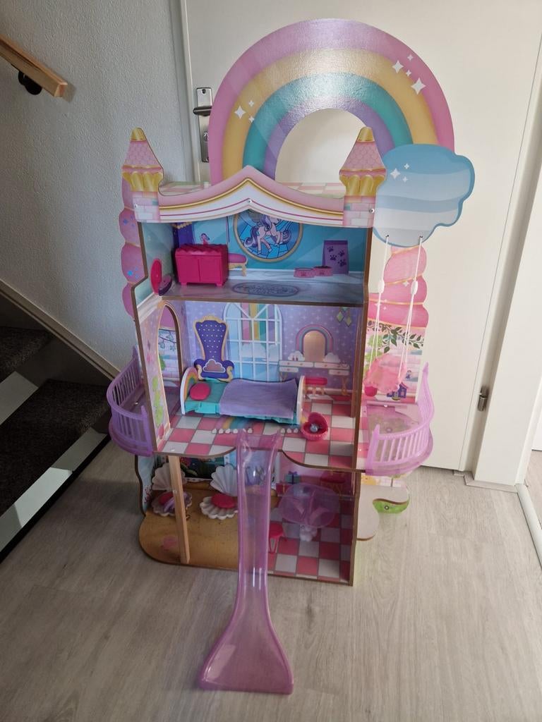 Mooi poppenhuis met toebehoren - Zo goed als nieuw, Ophalen, Zo goed als nieuw, Poppenhuis