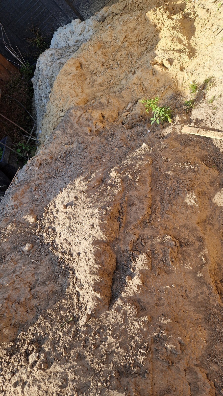 Gratis 3m3 geel zand - Ophoogzand, tuinzand, tegelzand, Ophalen of Verzenden, Ophoogzand