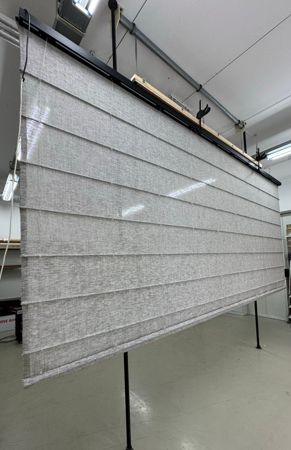 Elektrisch vouwgordijn showroommodel 447 cm breed met AB, Huis en Inrichting, Ophalen, Zo goed als nieuw, Grijs