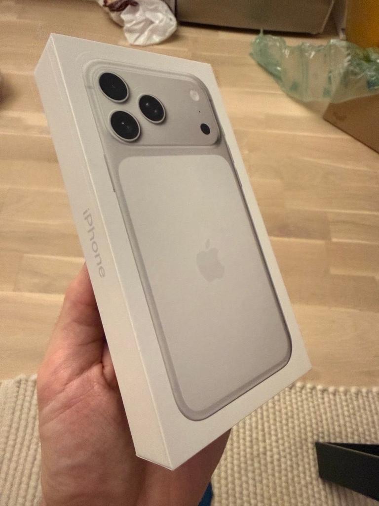 iPhone 17 Pro Max Wit, Telecommunicatie, Mobiele telefoons | Apple iPhone, Overige modellen, Wit, Nieuw, Ophalen of Verzenden