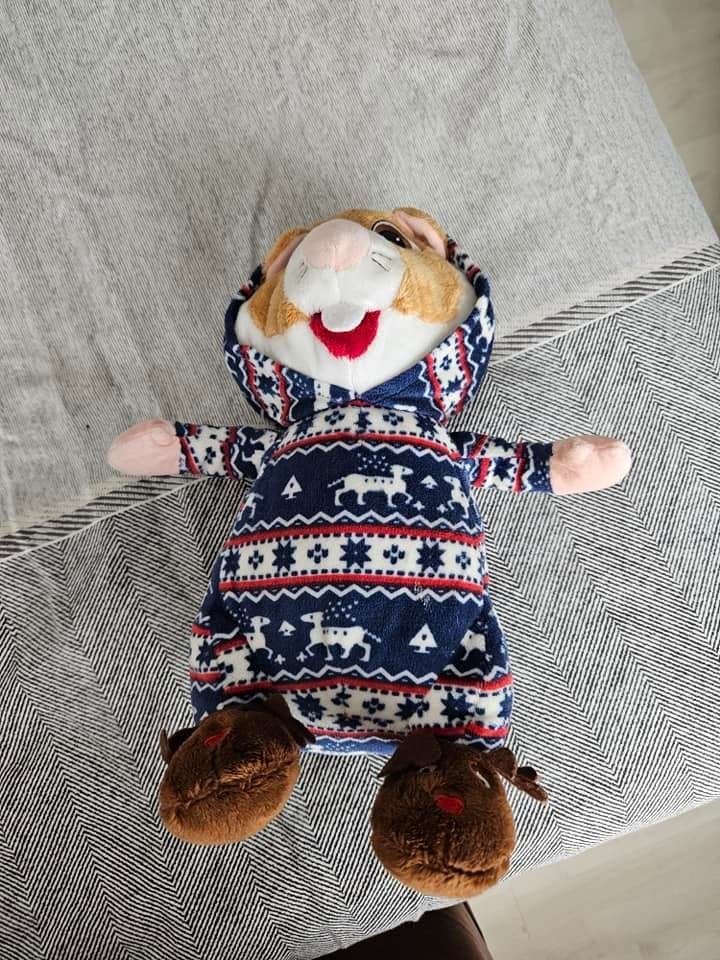 Leuke Hamster Knuffel in Kerstpyjama, Gebruikt, Hamster, Ophalen of Verzenden, Middelgroot (20 tot 80 cm)