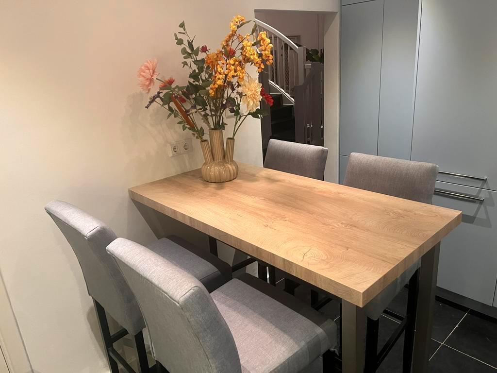 Te koop 2 poten in zeer goede staat !!!!!!!!!, Huis en Inrichting, Barkrukken, 2 krukken, Ophalen, Zo goed als nieuw, 60 tot 90 cm