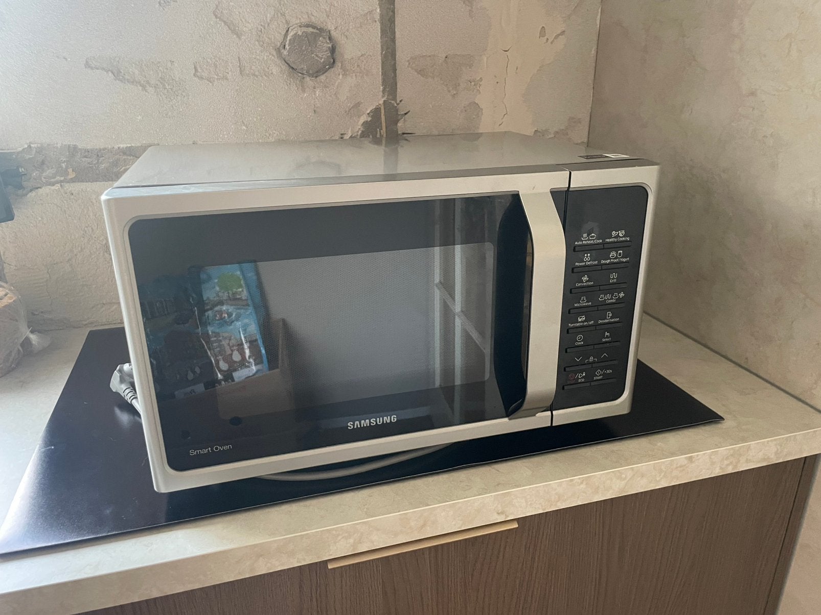 Samsung combimagnetron - 900 W - Inhoud 28 l, Ophalen, Combimagnetron, Zo goed als nieuw, Draaiplateau