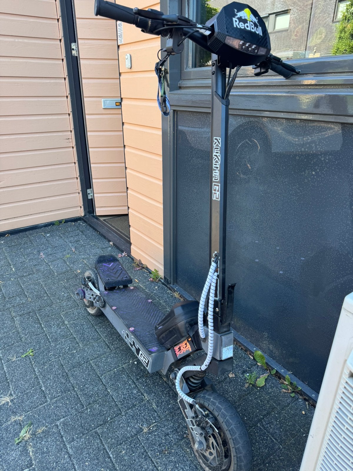 Custom kukirin g2 met key ignition en kukirin tas, Ophalen of Verzenden, Zo goed als nieuw, Elektrische step (E-scooter)