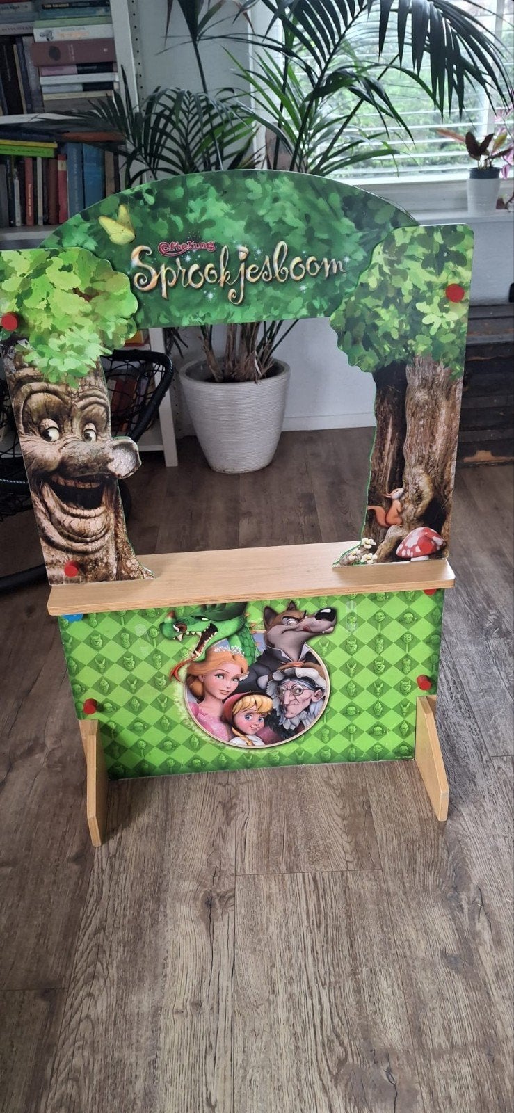 Efteling Sprookjesboom poppenkast incl. 32 handpoppen, Ophalen, Zo goed als nieuw, Overige typen