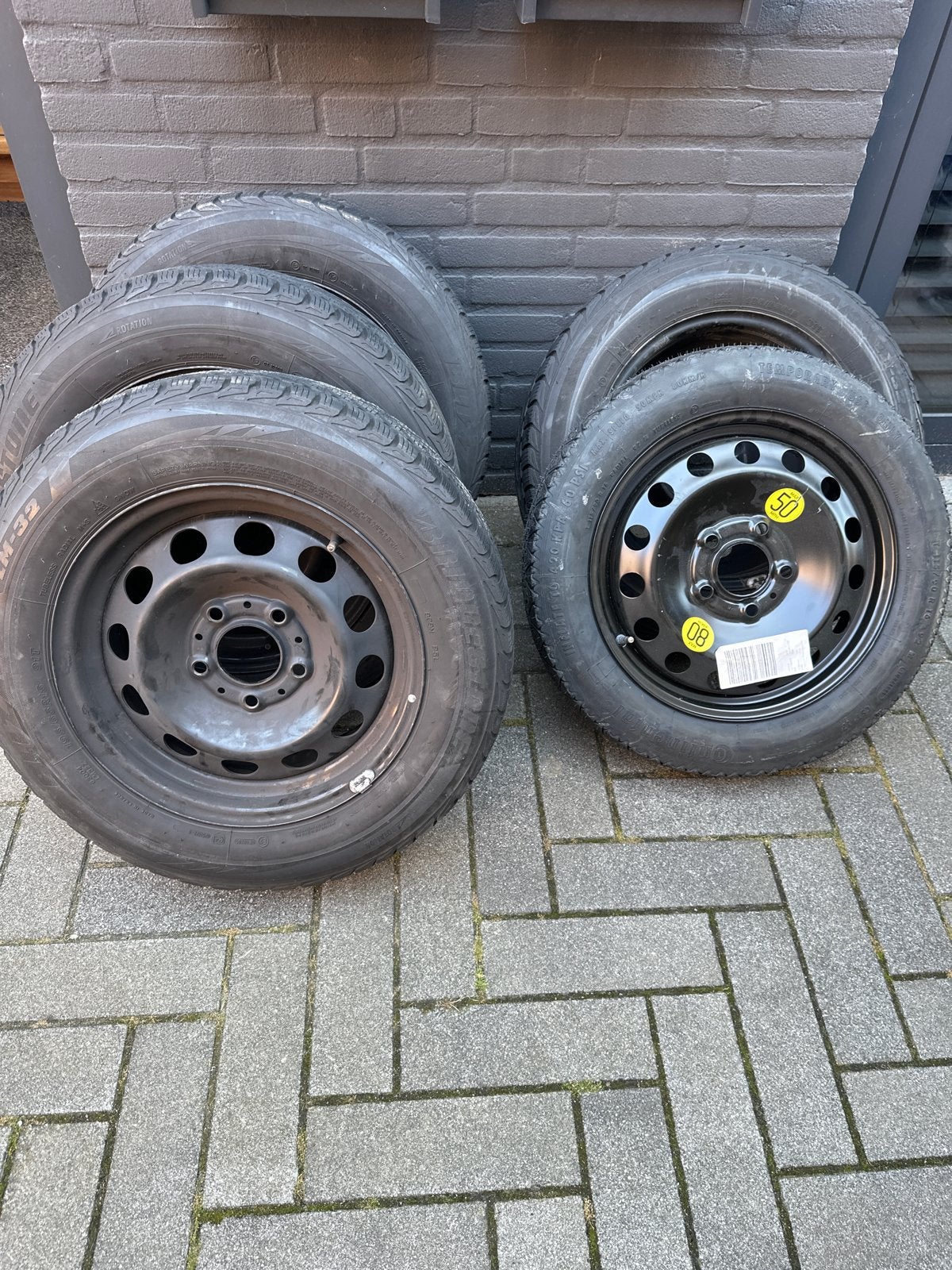 Bridgestone banden op stalen velgen 195/65R15 + thuiskomer, Ophalen, Gebruikt