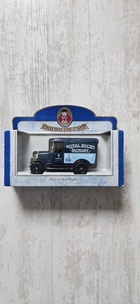 Oxford Diecast Royal Bucks, Hobby en Vrije tijd, Ophalen of Verzenden, Zo goed als nieuw, Auto