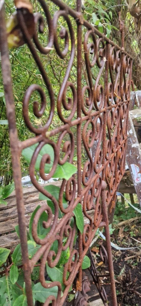 Smeedijzeren Hekwerk voor binnen of buiten (brocante), Ophalen of Verzenden, Gebruikt, IJzer, Sierhekwerk