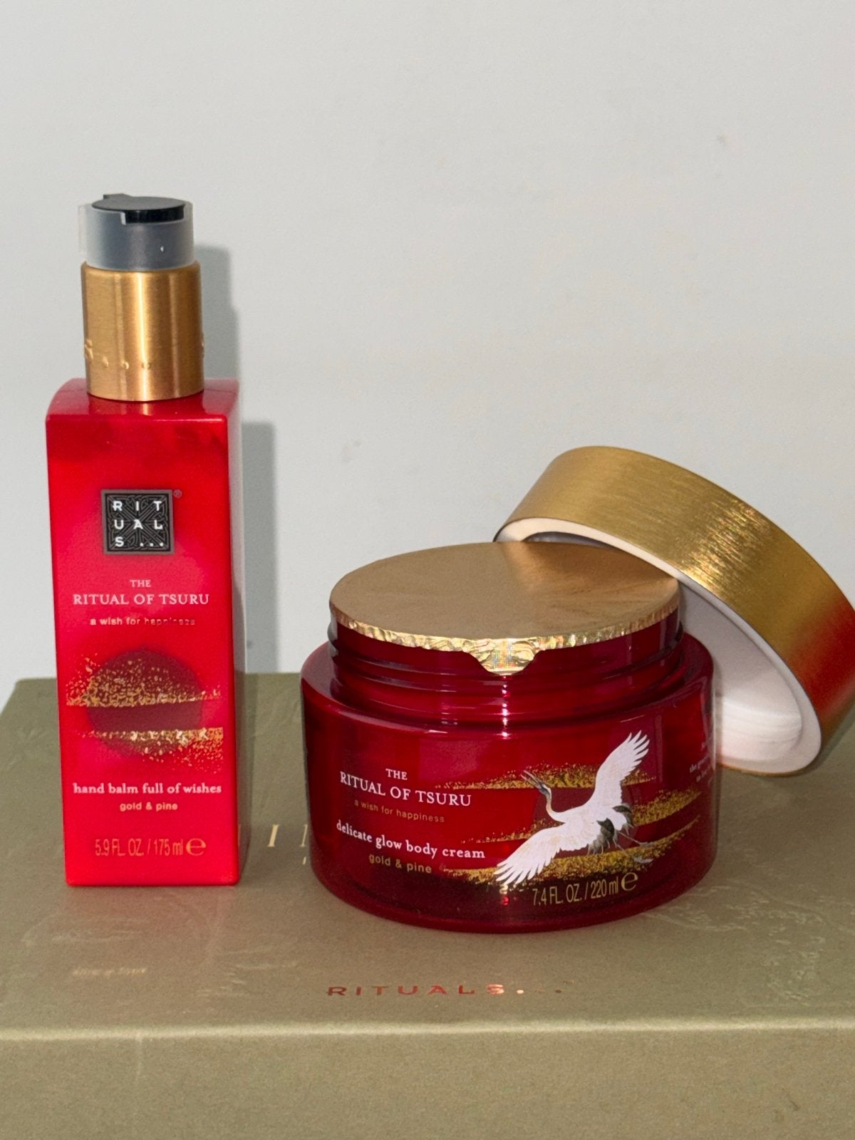 Rituals The Ritual of Tsuru set: handbalsem & bodycrème, Sieraden, Tassen en Uiterlijk, Ophalen of Verzenden, Nieuw, Bodylotion, Crème of Olie