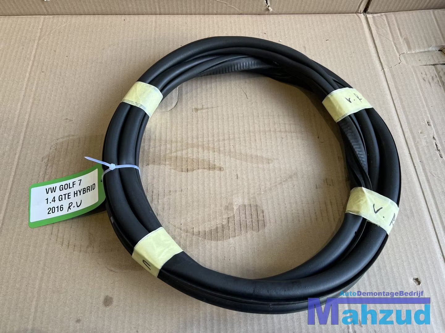 VW GOLF 7 Deurrubber portierrubber rechts voor 2012-2019, Gebruikt, Volkswagen, Volkswagen AG, Berliner Ring 2
38440  Wolfsburg, DE