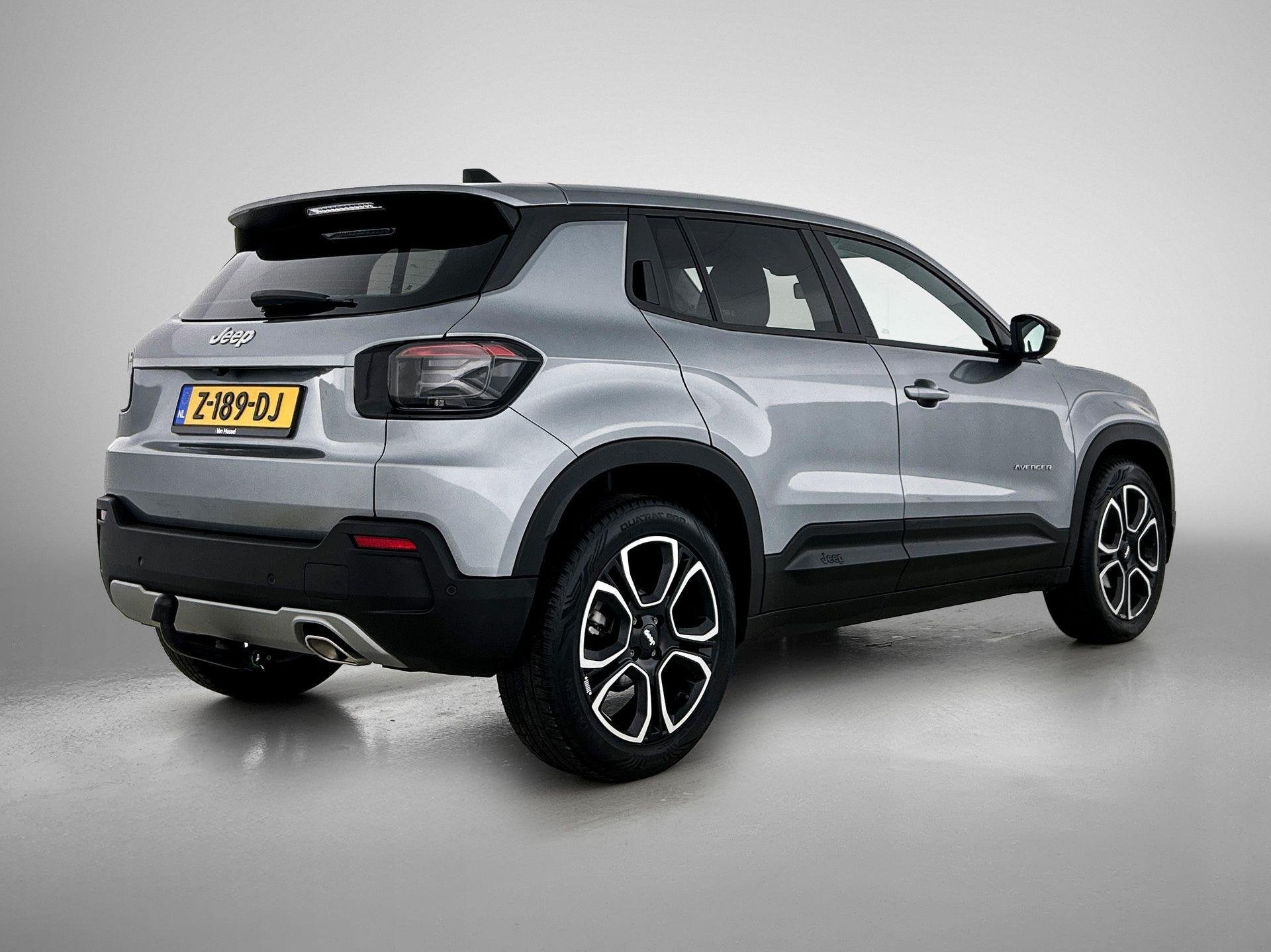Jeep Avenger 1.2 Altitude | Apple Carplay / Android Auto | C, Auto's, Voorwielaandrijving, 12 maanden, 101 pk, Gebruikt