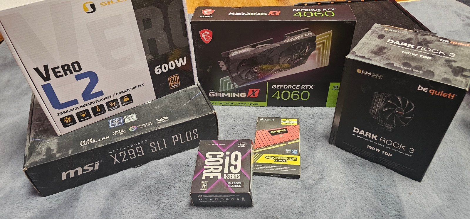 MSI RTX 4060 i9-7900X 16GB DDR4 1TB SSD

SSD gaming high end, Computers en Software, Ophalen, Zo goed als nieuw, Gaming, SSD