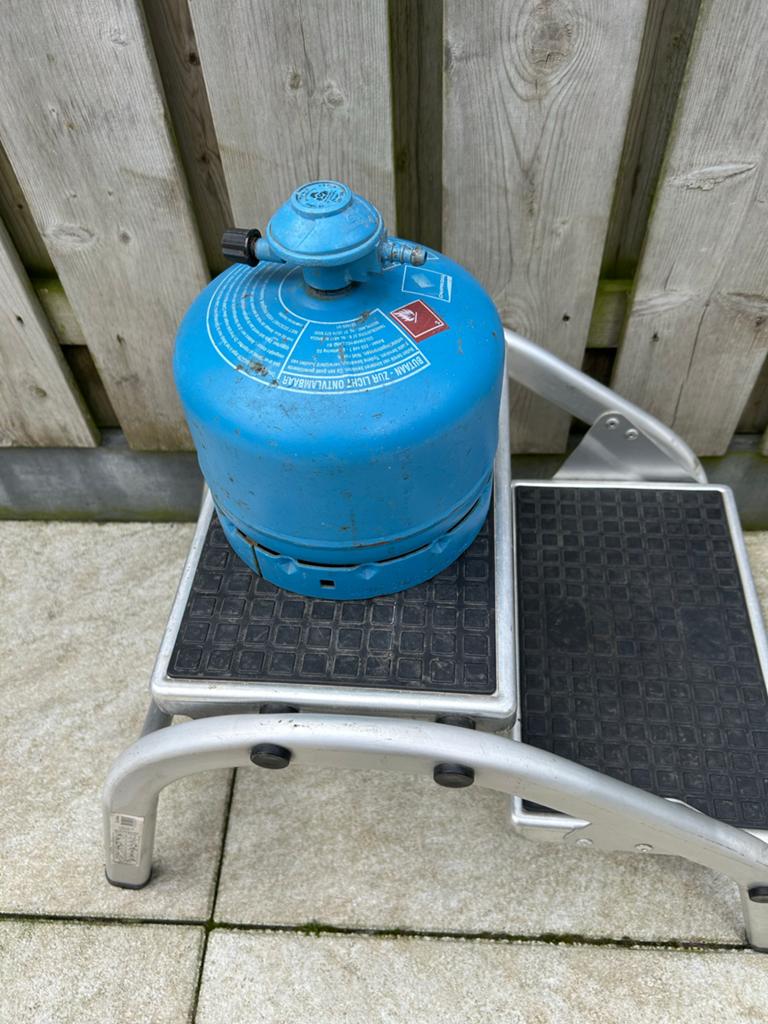 Lege Campingaz 904 gasfles met drukregelaar, Caravans en Kamperen, Kampeeraccessoires, Ophalen, Gebruikt