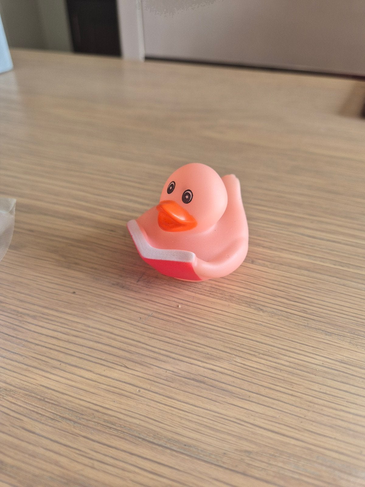 Leuke badeend met boekje - perfect voor badtijdplezier!, Ophalen of Verzenden, Nieuw, Badeend, Overige merken