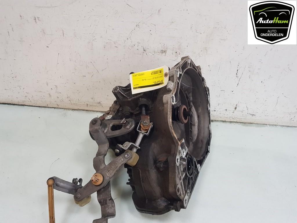 Versnellingsbak Schakel ABS Opel Corsa E 2015 24581813, Gebruikt, Bahnhofsplatz, Rüsselsheim am Main 65423, , Duitsland, Opel
