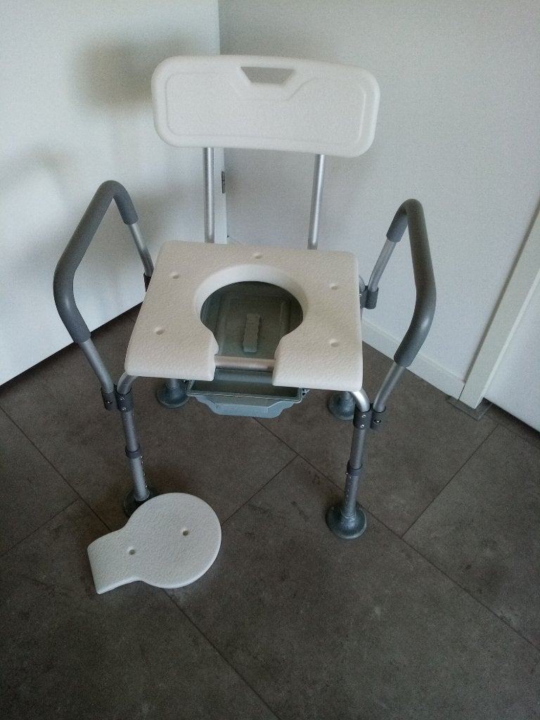 te koop douche-toiletstoel, Diversen, Ophalen, Gebruikt