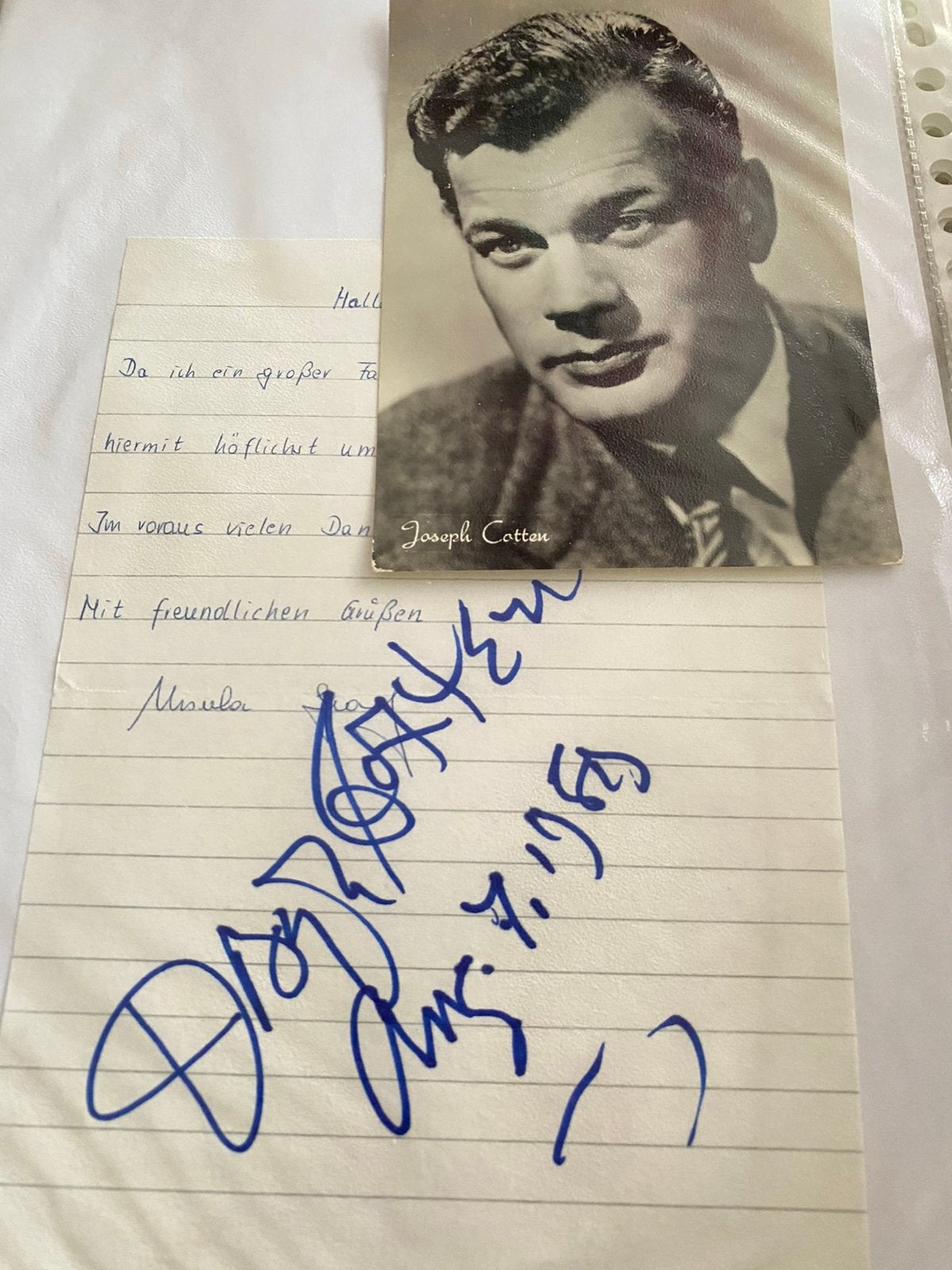 Filmster handtekening joseph cotten, Verzamelen, Ophalen of Verzenden, Zo goed als nieuw, Foto of Kaart