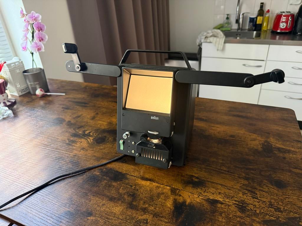 Vintage Braun Diaprojector met Scherm, Ophalen of Verzenden, Zo goed als nieuw