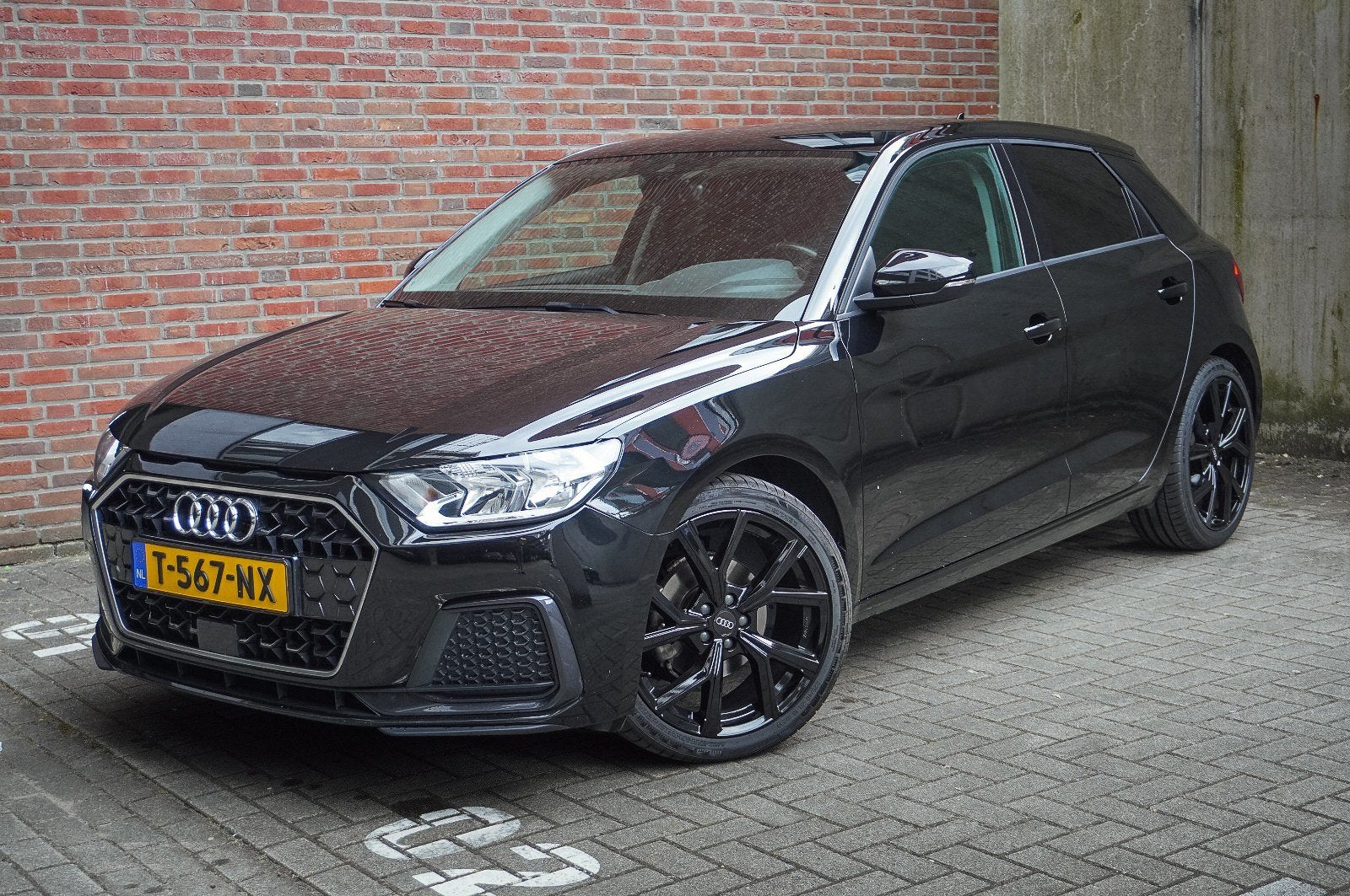 Audi A1 Sportback 30 TFSI S Tronic Automaat 2021 Zwart, Stof, A1, Bedrijf, 19 km/l