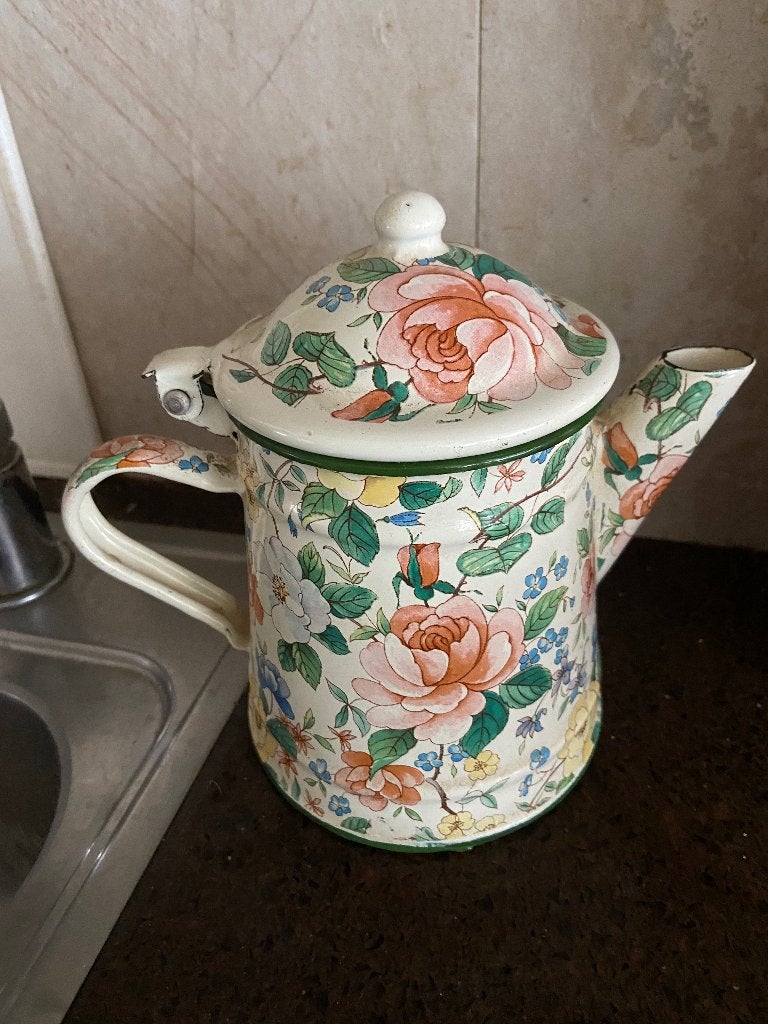 emaille Pot met deksel en bloemen er op, Ophalen
