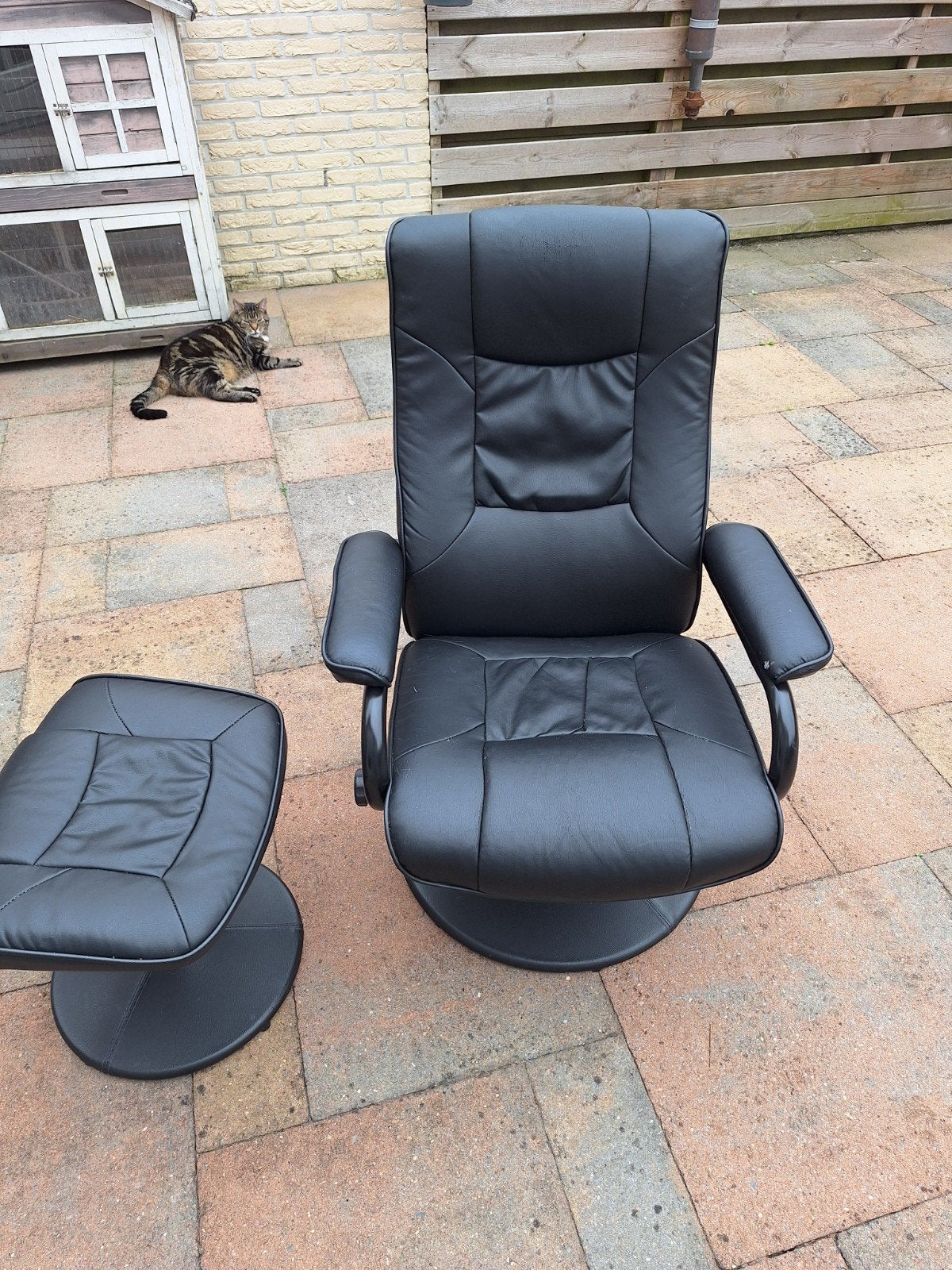 GRATIS Fauteuil met voetenbankje, Huis en Inrichting, Ophalen, Gebruikt, 75 tot 100 cm, 50 tot 75 cm