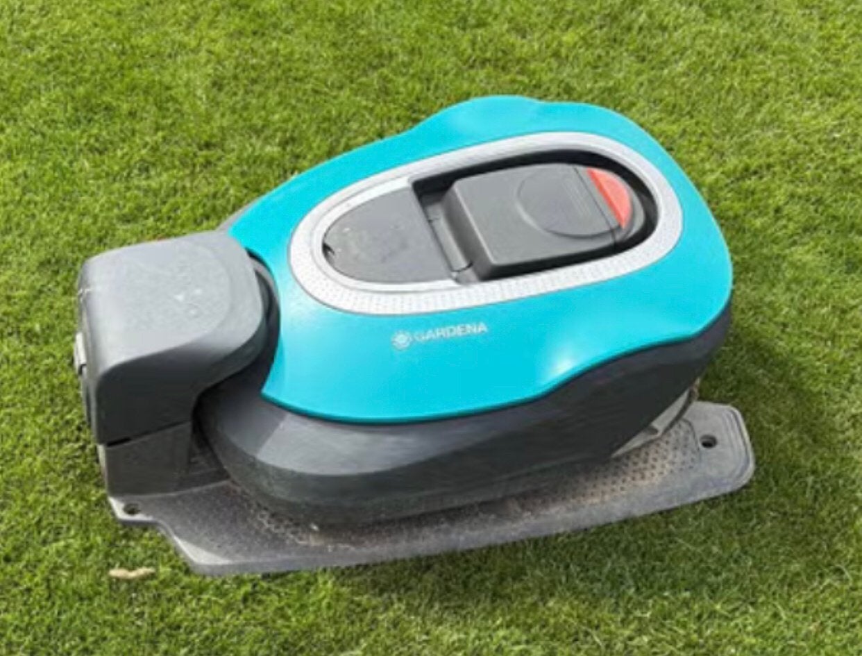 Gardena Sileno R100Li robotmaaier met laadstation, Ophalen of Verzenden, Gardena, -, -