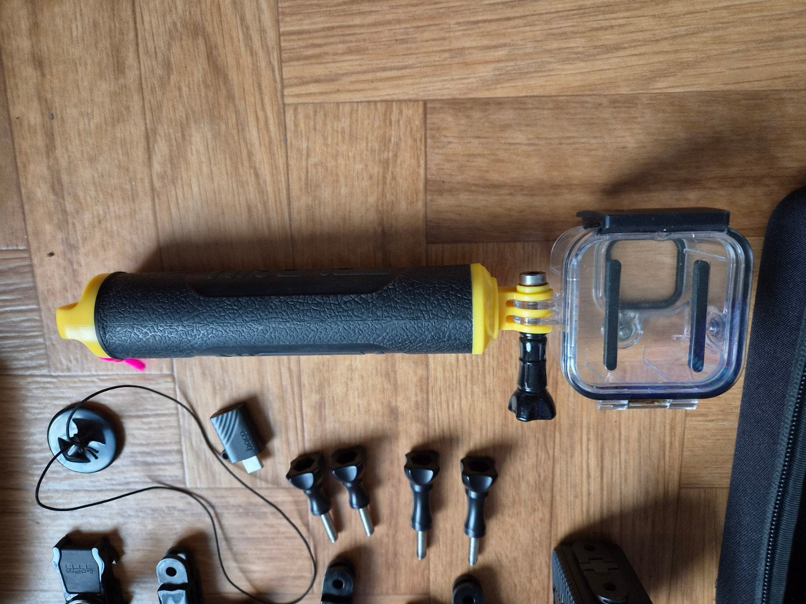 GoPro Hero 11 Black Mini met accessoires, Audio, Tv en Foto, Ophalen of Verzenden, Zo goed als nieuw, GoPro