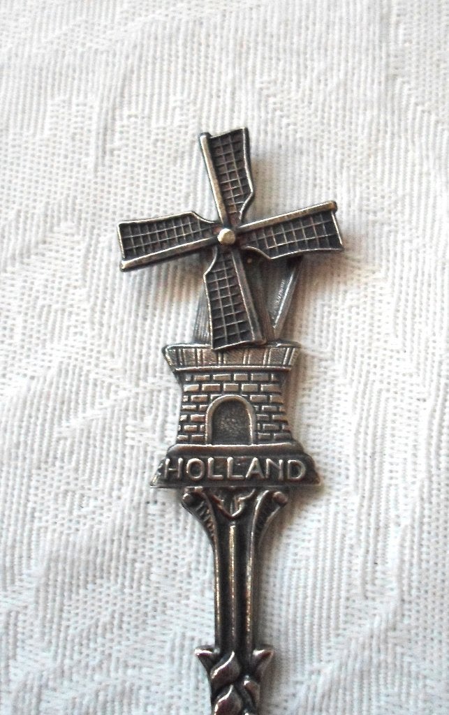 Lepeltje Molen met draaiende Wieken. Verzilverd., Verzilverd, Ophalen of Verzenden, Zo goed als nieuw, Metaal