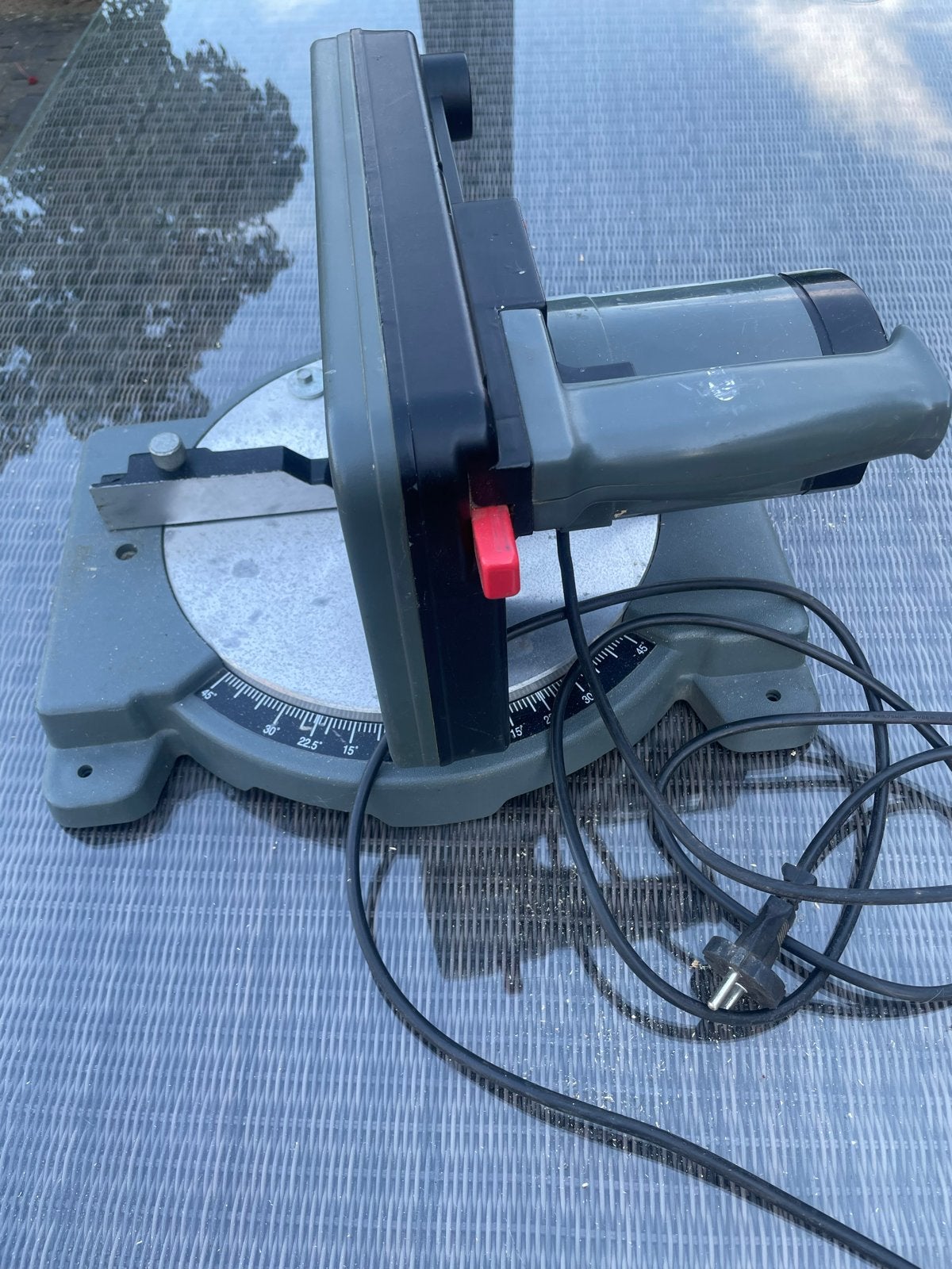 Kinzo Afkortzaag - Zaagblad aan vervanging toe, Ophalen, Gebruikt, 600 tot 1200 watt, Afkortzaag