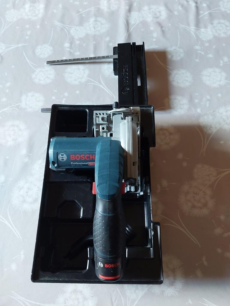 Bosch Professional GKS 12V-26 Cirkelzaag - Goede staat, Minder dan 30 mm, Gebruikt, Cirkelzaag, Ophalen of Verzenden