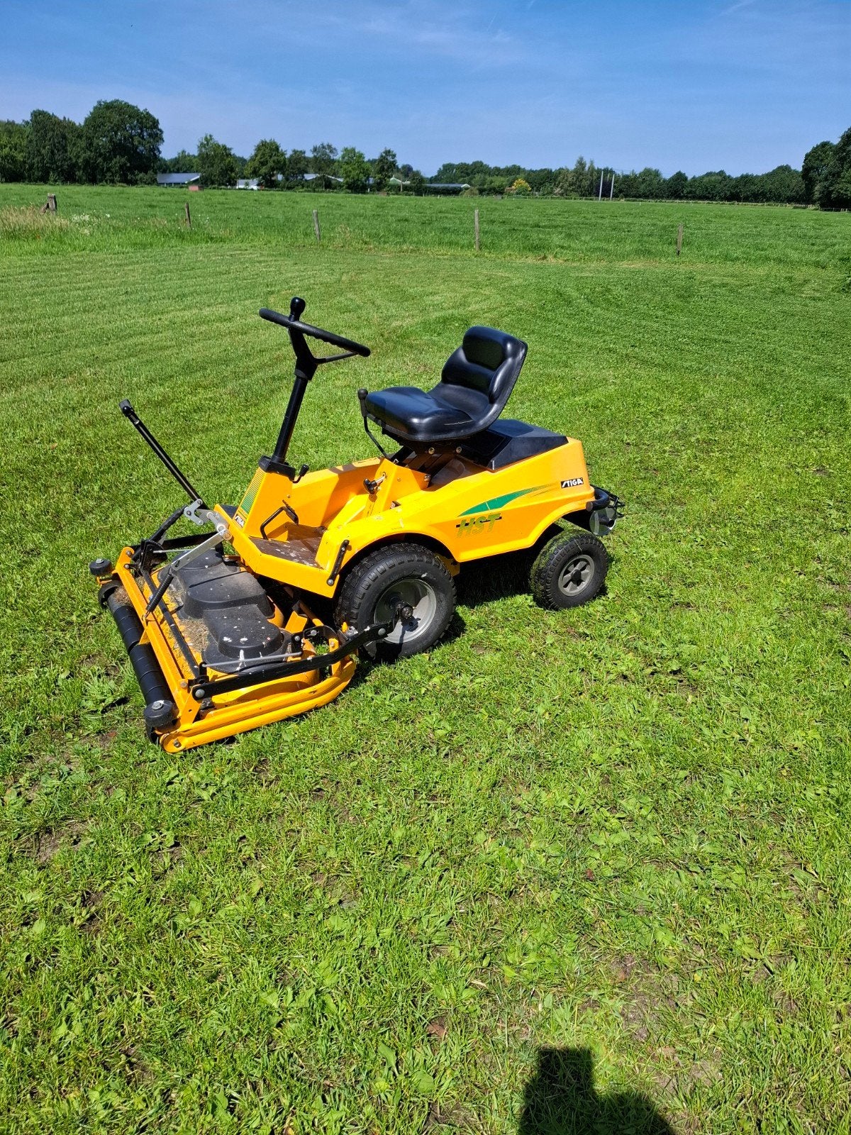 Stiga Zitmaaier met Briggs & Stratton Motor, Ophalen, Cirkelmaaier, Gebruikt, Stiga