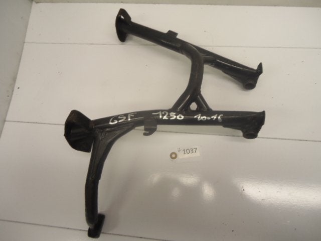 GSF1250 2007 - 2009 Suzuki Middenbok D1-32617