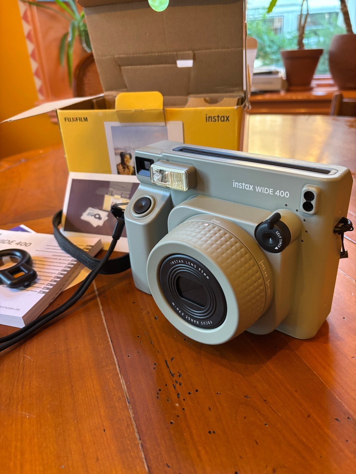 Fujifilm Instax Wide 400 Instant Camera - polaroid als nieuw, Ingebouwde flitser, Instant camera, Ophalen of Verzenden, Zo goed als nieuw