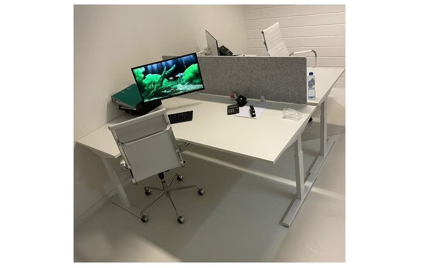 Hoekbureau model wing, Huis en Inrichting, Ophalen of Verzenden, In hoogte verstelbaar, Zo goed als nieuw, Hoekbureau