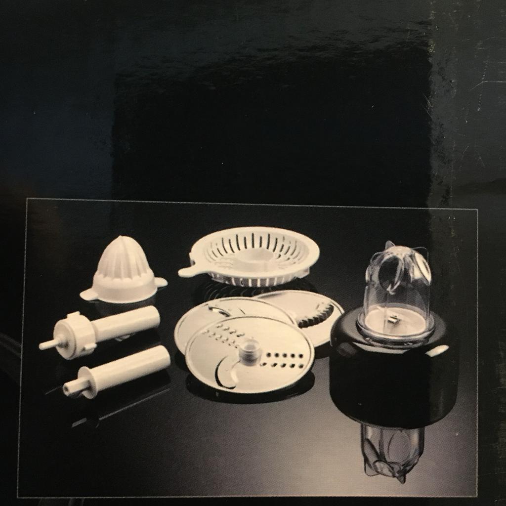 Grundig Keukenmachine UM 5040 - Nieuw in doos, Witgoed en Apparatuur, Keukenmixers, 1 tot 2 liter, Ophalen, Nieuw, 3 snelheden of meer