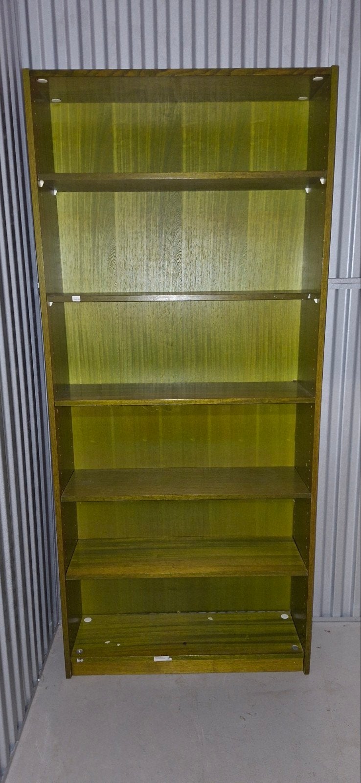 Groene houten boekenkast met 5 planken, Met plank(en), Gebruikt, 200 cm of meer, 25 tot 50 cm