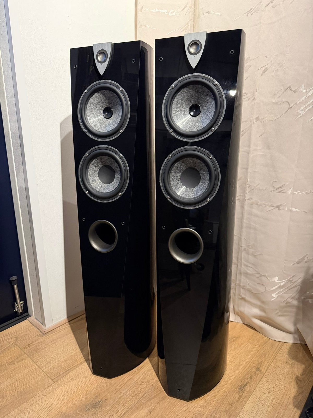 Mooie Focal Profile 918 Hoogglans Zwarte Luidsprekers, Overige merken, Ophalen of Verzenden, Zo goed als nieuw, /