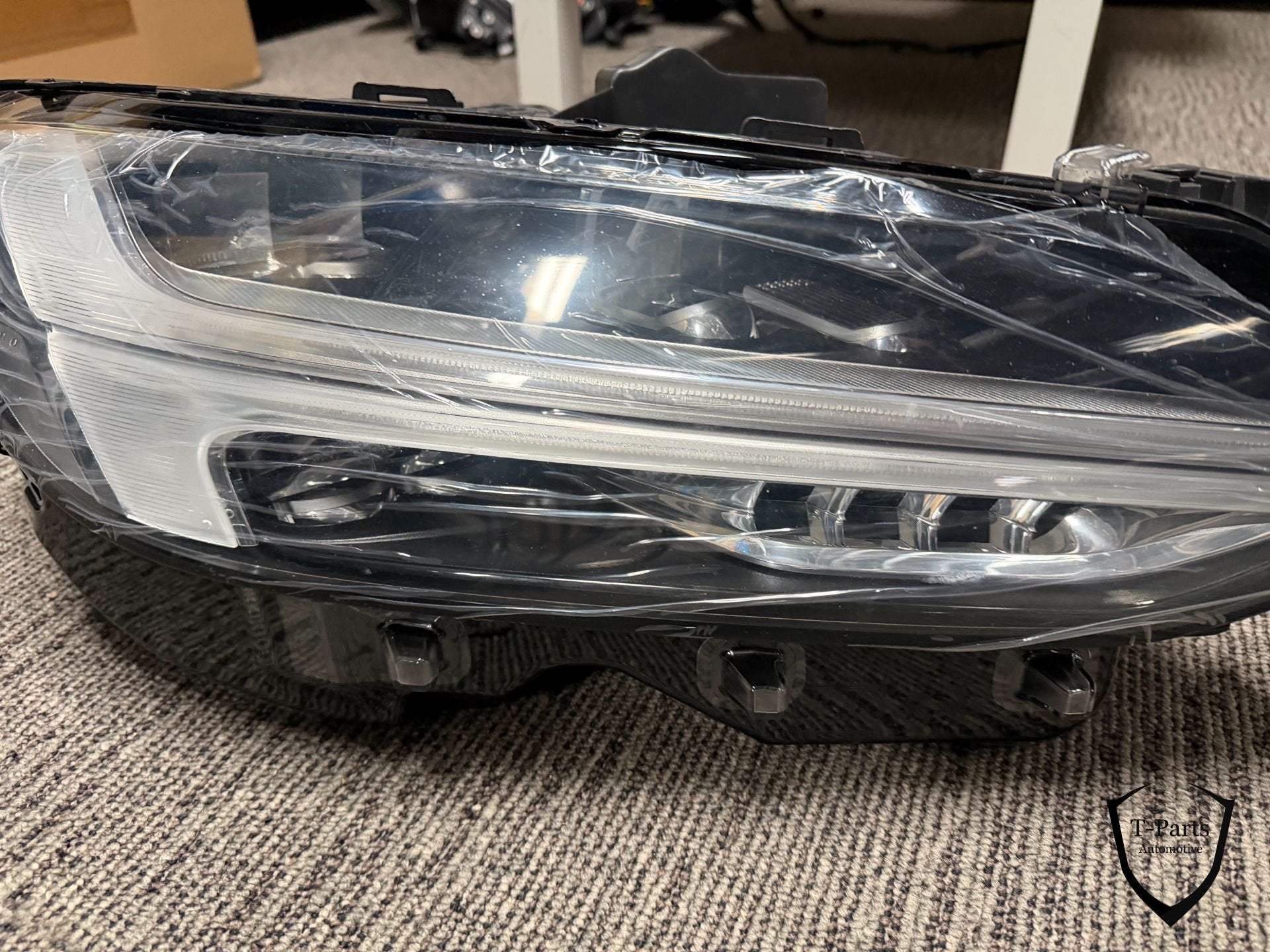 volvo S90 V90 koplamp rechts 31446507 lamp, Gebruikt, Gunnar Engellaus vag 8
405 31  Gothenburg, SE, Info@volvocars.com, Ophalen of Verzenden