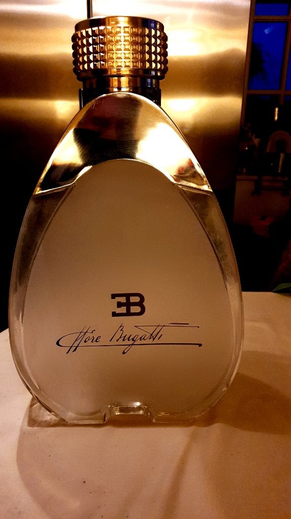 Gigantische Bugatti-parfum dummy. Factice Parfum Fles 50 cm, Ophalen, Zo goed als nieuw, Parfumfles