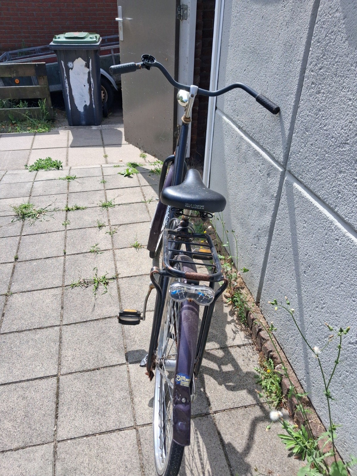 paarse Mobion fiets, Ophalen