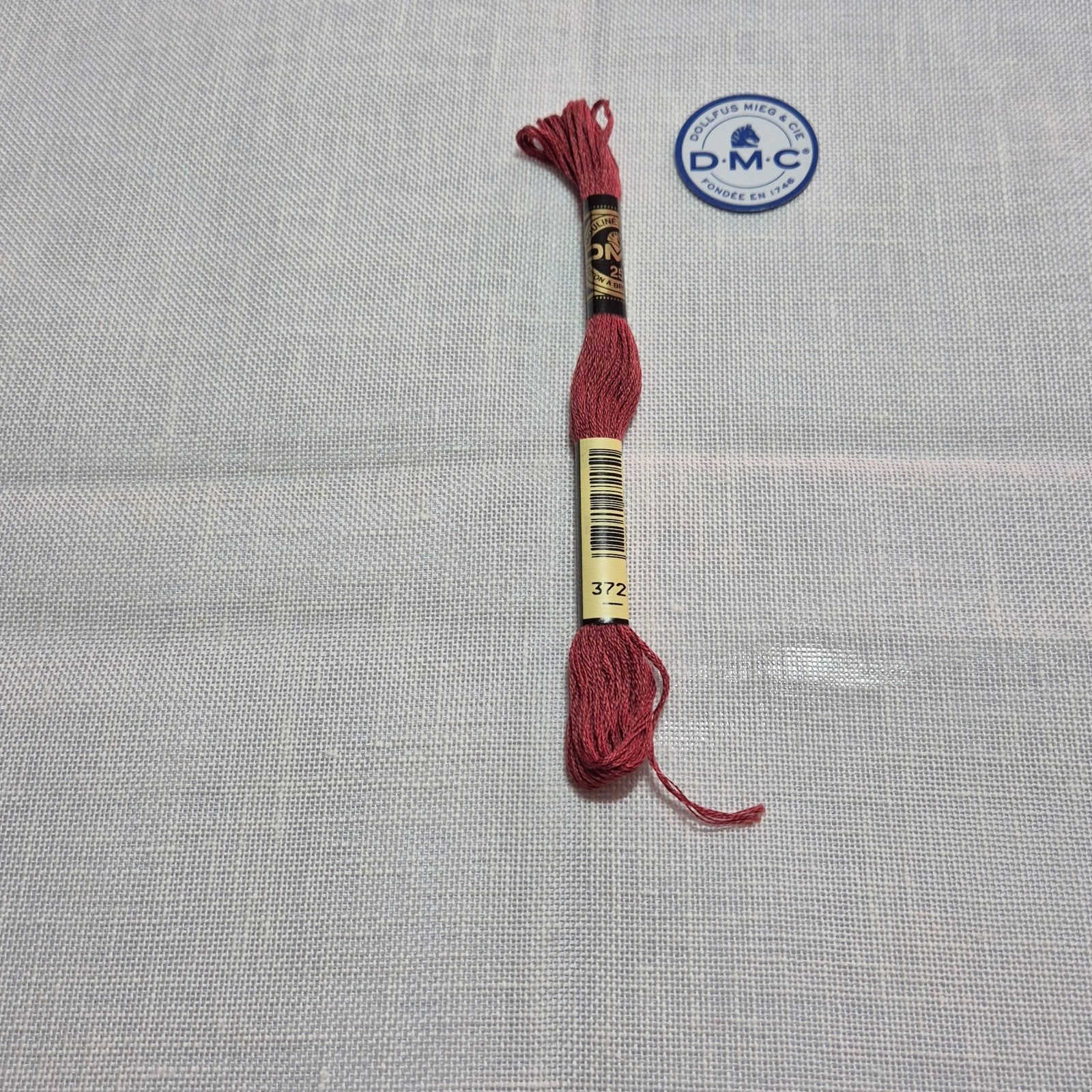 DMC mouline, roze 3721, Ophalen of Verzenden, 68314 ILLZACH Cedex FRANCE, Borduurgaren of Zijde, DMC