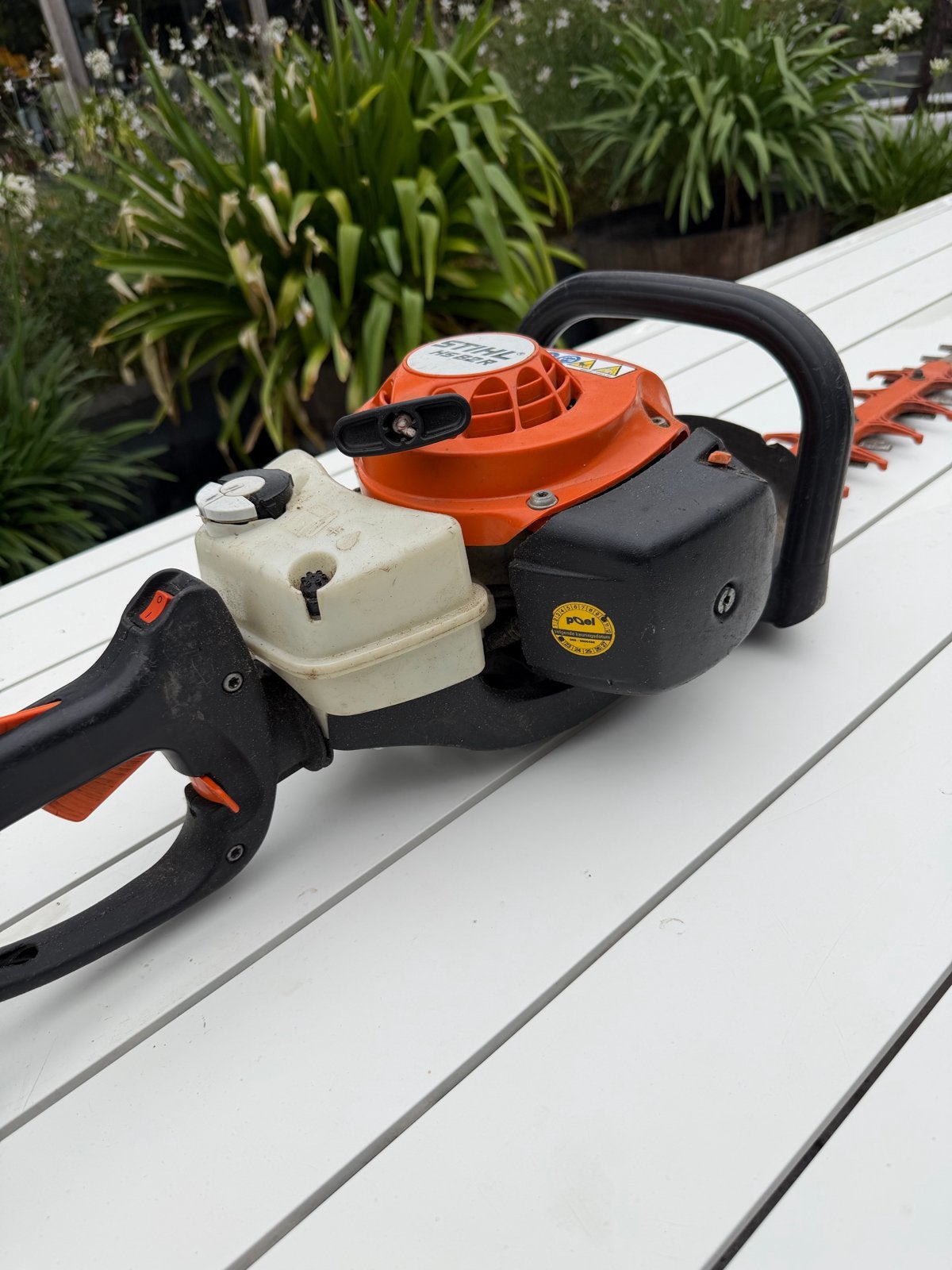 Stihl HS 82R Benzine Heggenschaar - Perfecte Staat, Ophalen of Verzenden, Gebruikt, Benzine
