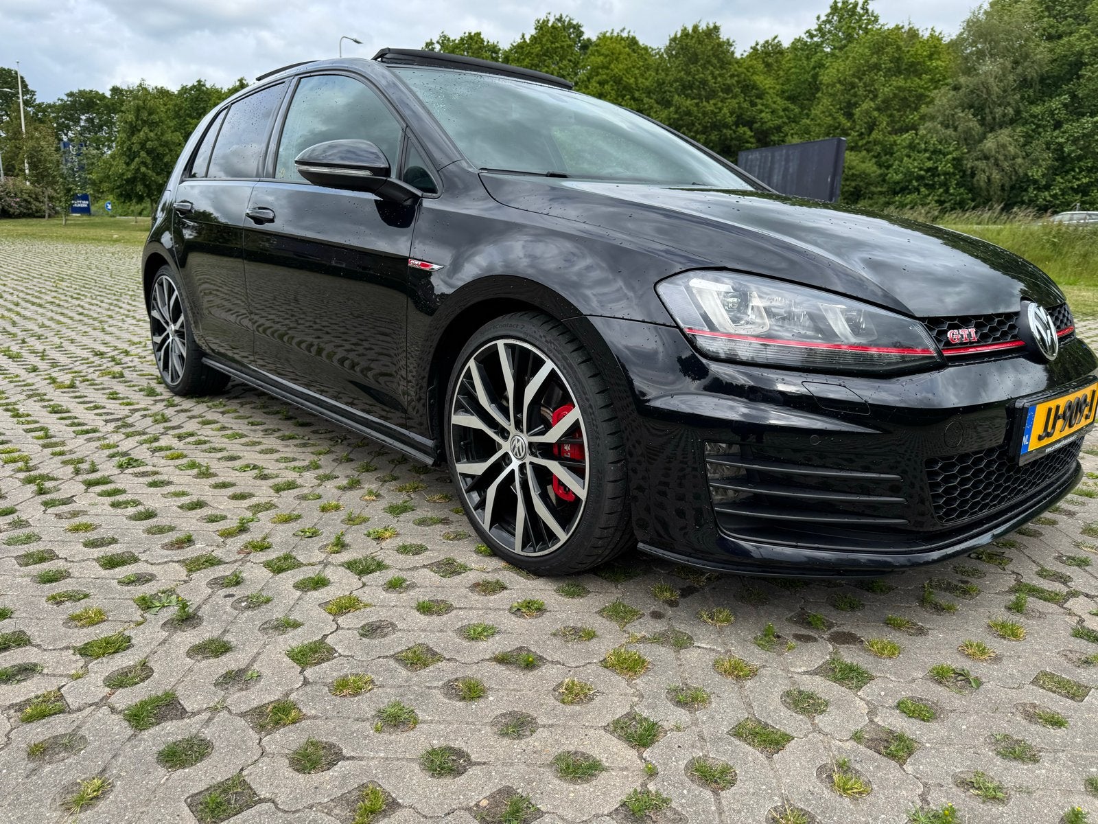 Volkswagen Golf 2.0 TSI Performance 169KW 5D DSG 2016 Zwart, Zwart, 4 cilinders, 1984 cc, Zwart